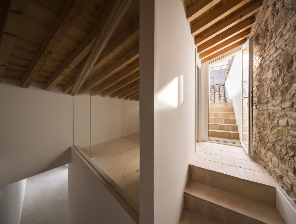 ESCALERAS - TRES CASA EN UNA - MÁLAGA - CHICO MUÑOZ ESTUDIO - ARQUITECTURA