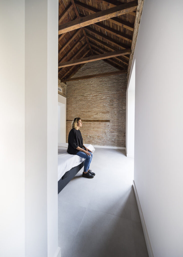 HABITACIÓN 1 - TRES CASA EN UNA - MÁLAGA - CHICO MUÑOZ ESTUDIO - ARQUITECTURA