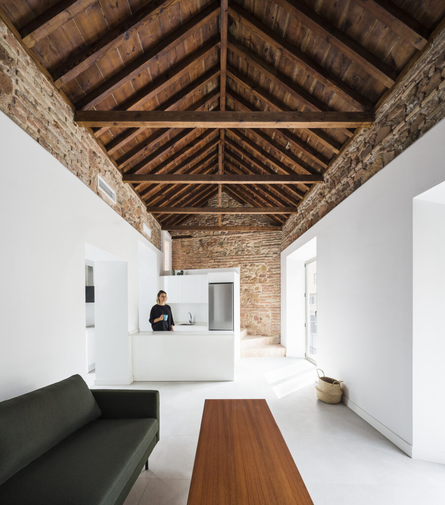 COCINA / COMEDOR - TRES CASA EN UNA - MÁLAGA - CHICO MUÑOZ ESTUDIO - ARQUITECTURA