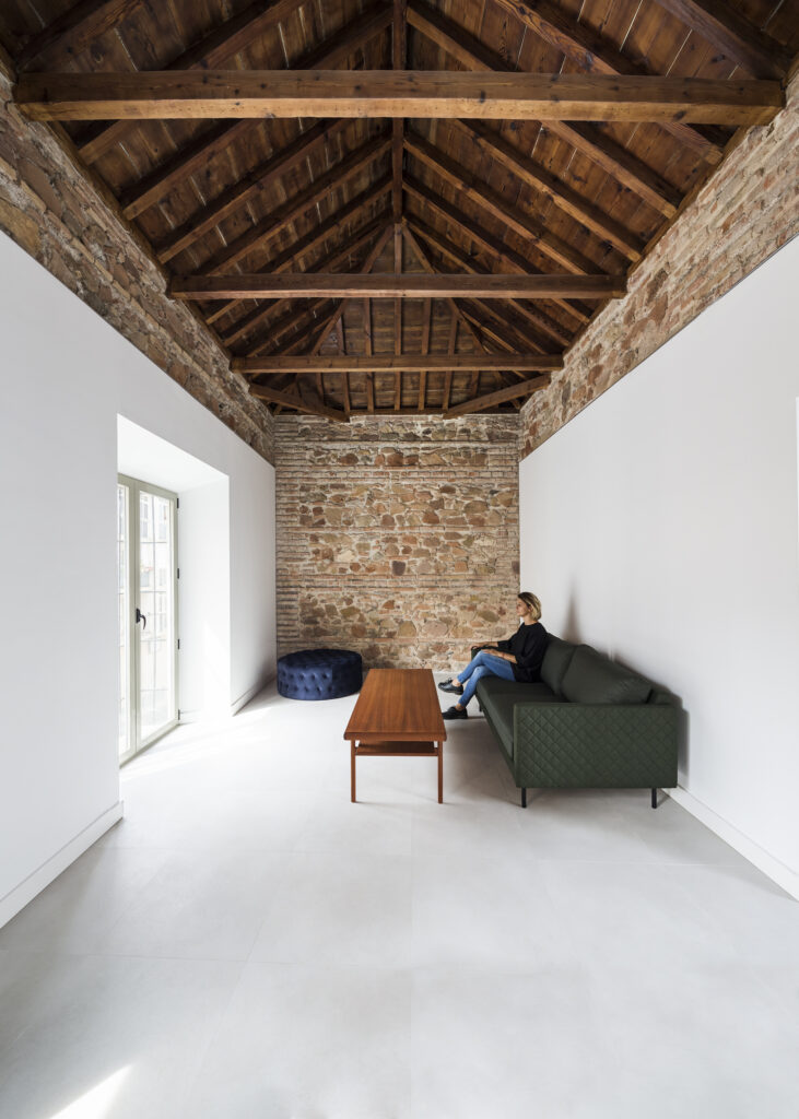 SALON - TRES CASA EN UNA - MÁLAGA - CHICO MUÑOZ ESTUDIO - ARQUITECTURA