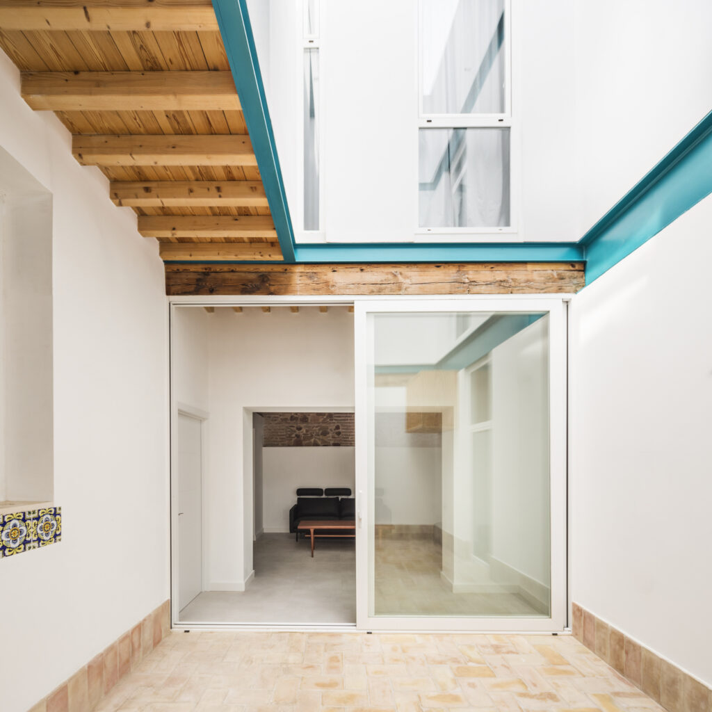 PATIO 2 - TRES CASA EN UNA - MÁLAGA - CHICO MUÑOZ ESTUDIO - ARQUITECTURA